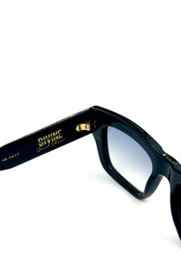 عینک آفتابی اورجینال KEVIN JONES - 3046