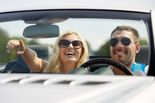 عینک آفتابی و سفرهای طولانی : راهکاری برای سلامت چشم در جاده